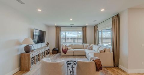 368 Porter Peak Drive, Carson City, NV 89701 Photo