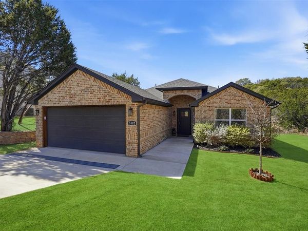 5502 Northview Court , Granbury, TX 76048