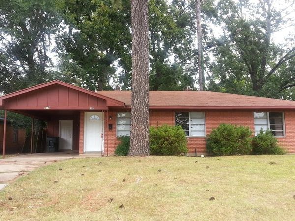 919 Pine Tree Drive, Shreveport, LA 71106