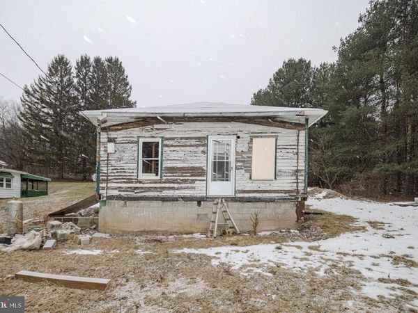 820 N 4TH STREET, OAKLAND, MD 21550