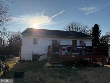 3845 PINEWOOD TERRACE, FALLS CHURCH, VA 22041