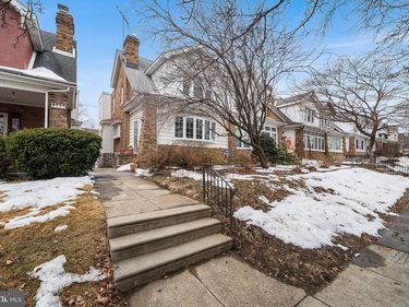 990 E GODFREY AVENUE, PHILADELPHIA, PA 19124