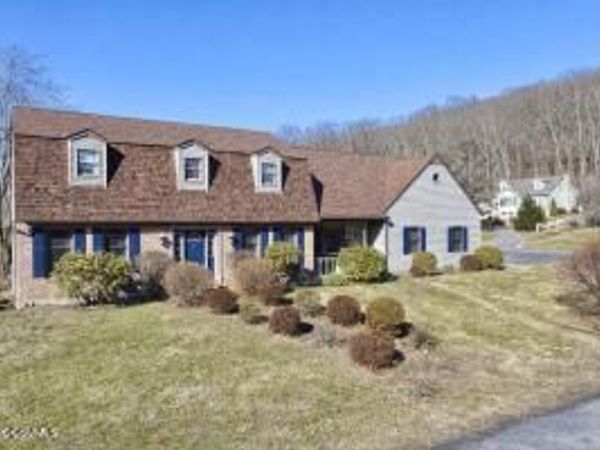 231 N 7TH Street, Trevorton, PA 17881