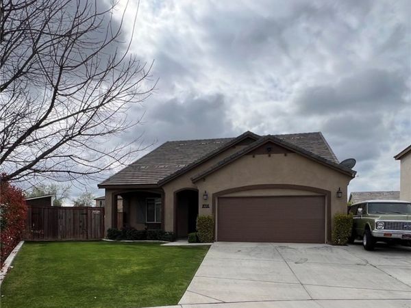 9705 Dutchman Peak, Bakersfield, CA 93311