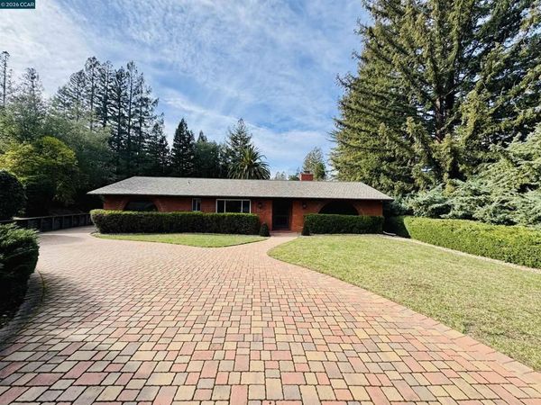 62 62 Winding Gln, Alamo, CA 94507