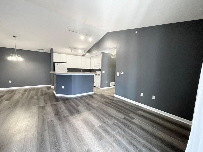 3827 Carberry Drive, Dublin, OH 43016 Photo 4