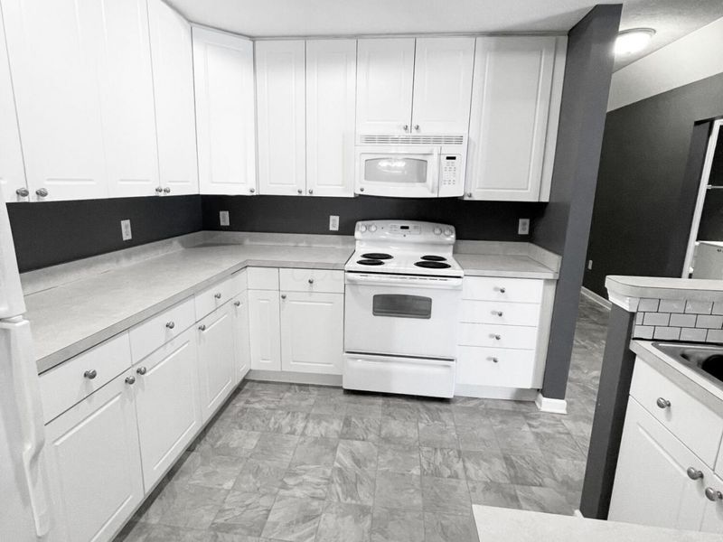 3827 Carberry Drive, Dublin, OH 43016 Photo 9