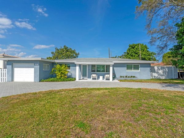 465 NW 11th St Street, Boca Raton, FL 33432