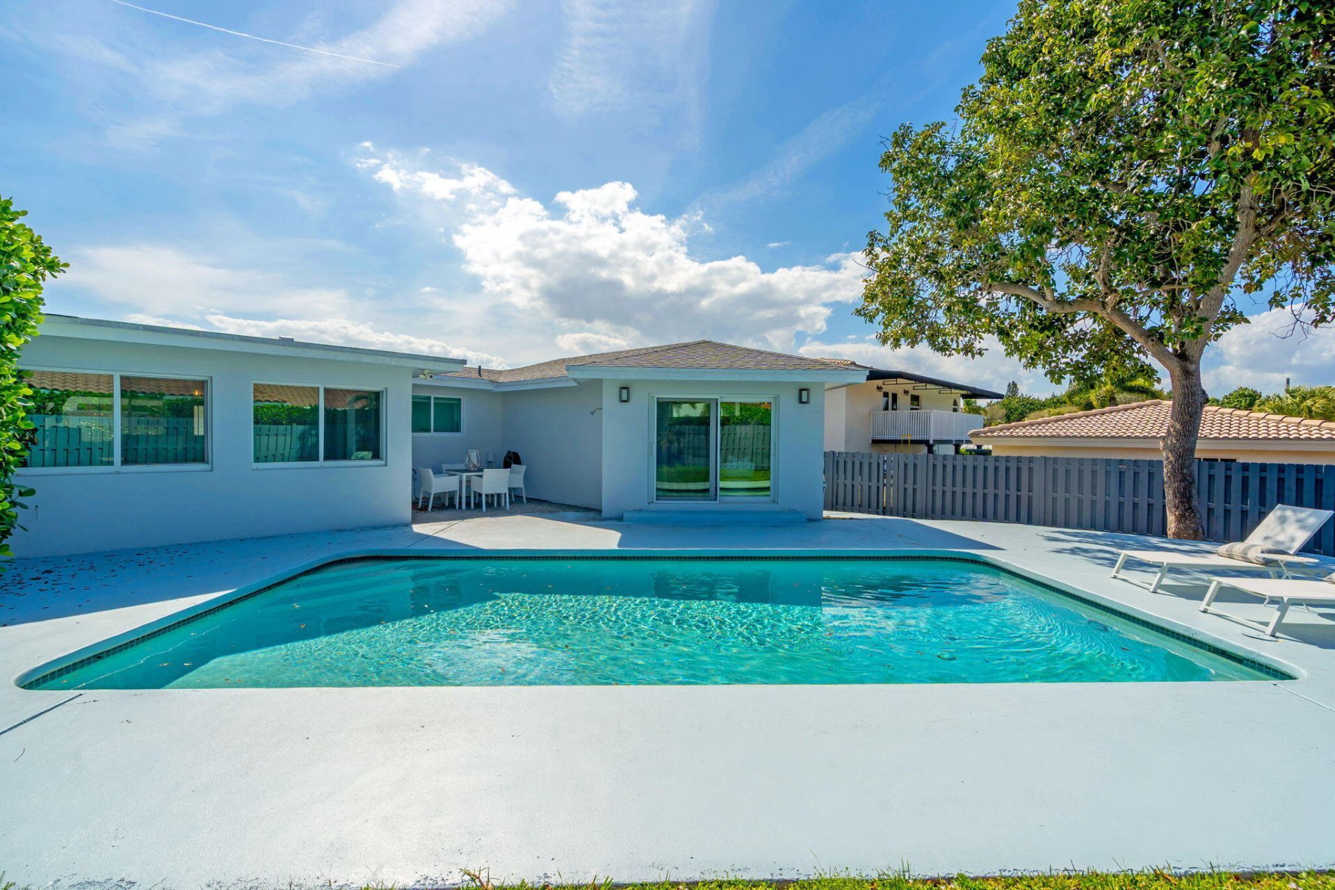 465 NW 11th St Street, Boca Raton, FL 33432 Photo