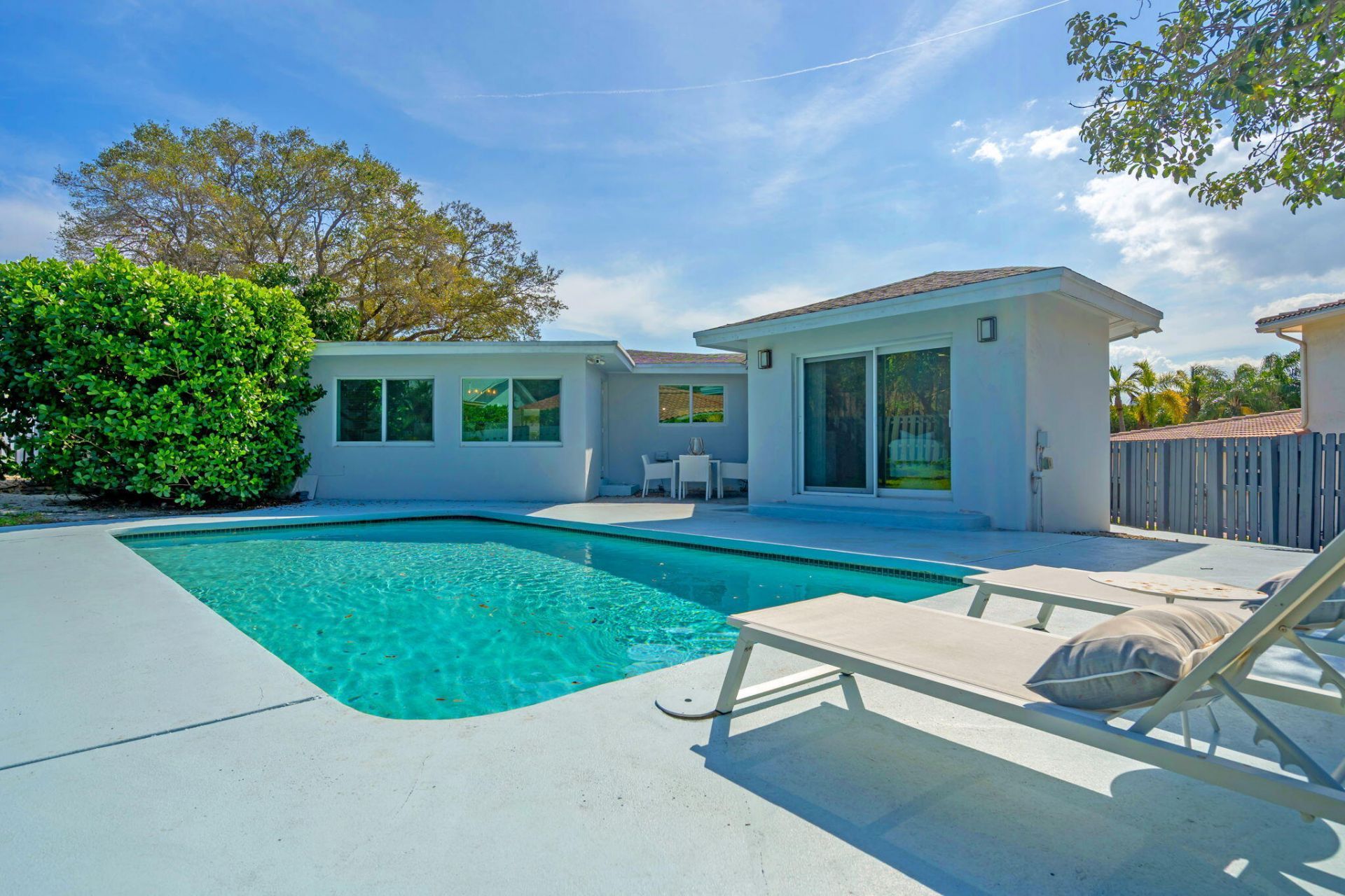 465 NW 11th St Street, Boca Raton, FL 33432 Photo