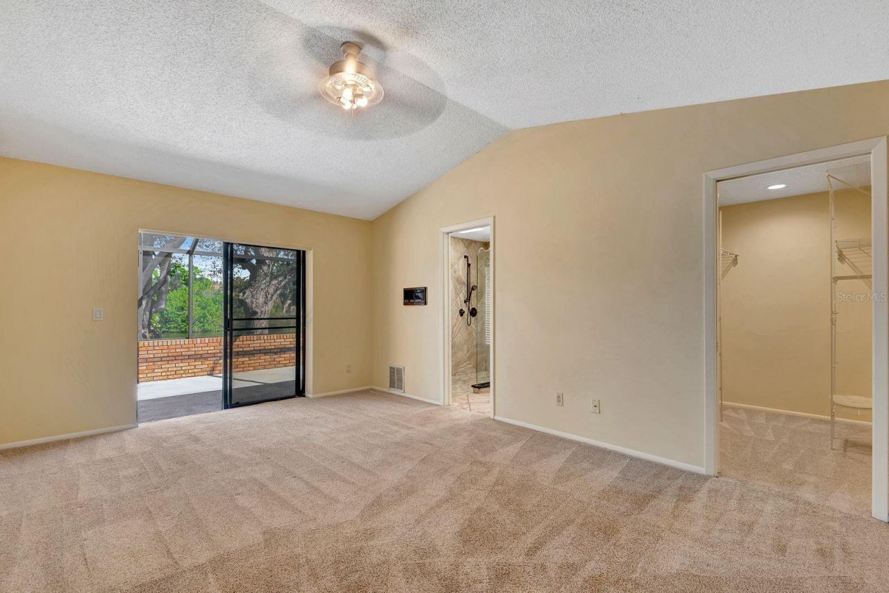 5017 80th Avenue Circle E, Sarasota, FL 34243 Photo