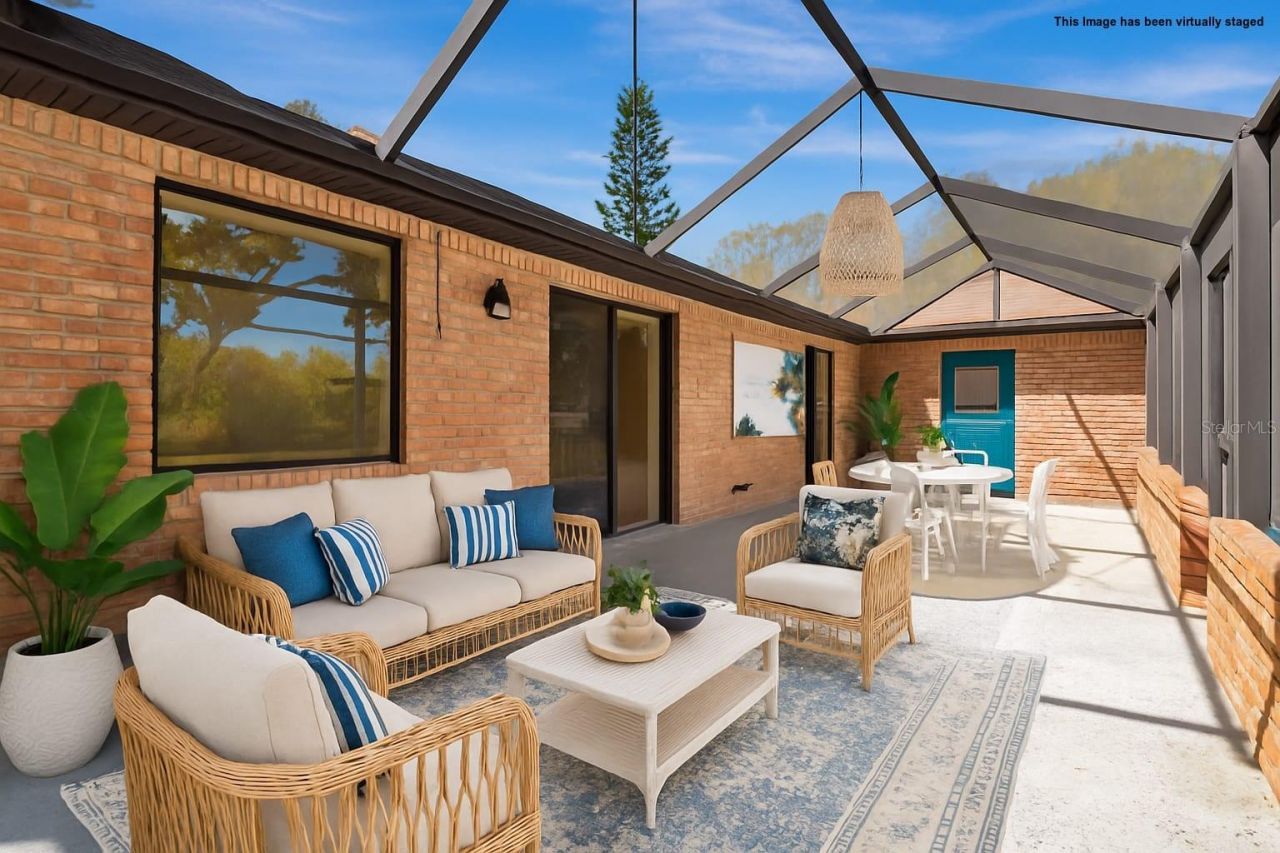 5017 80th Avenue Circle E, Sarasota, FL 34243 Photo