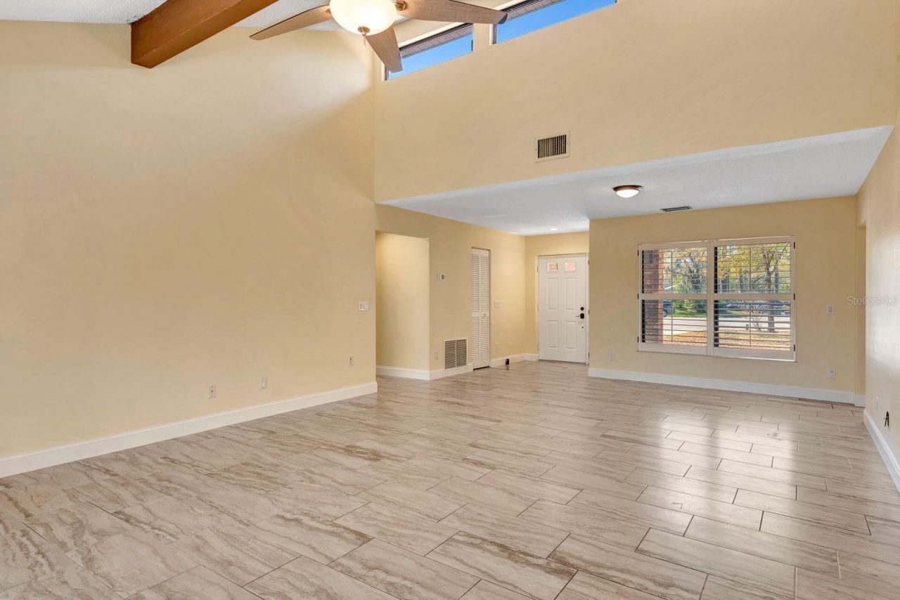 5017 80th Avenue Circle E, Sarasota, FL 34243 Photo