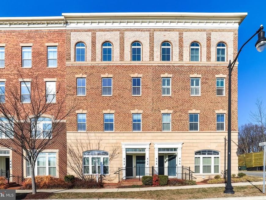 454 Exchange Avenue, Unit 454, Gaithersburg, MD 20878 Main Photo