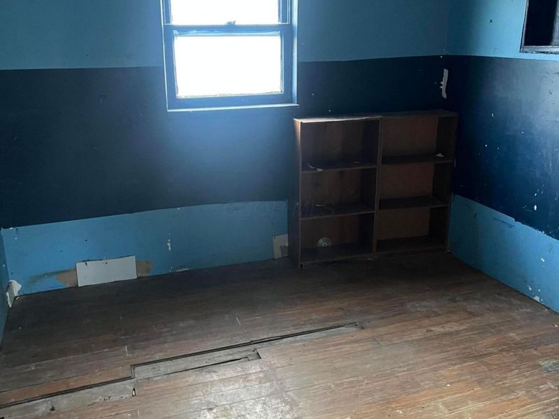 408 W Front Street , New Holland, OH 43145 Photo 10