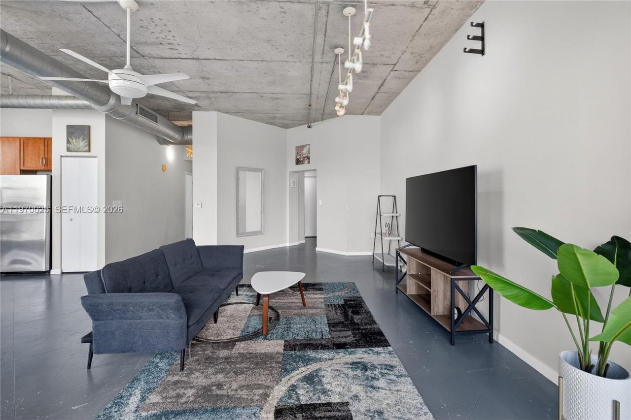 2001 Biscayne Blvd, Unit 2612, Miami, FL 33137 Photo