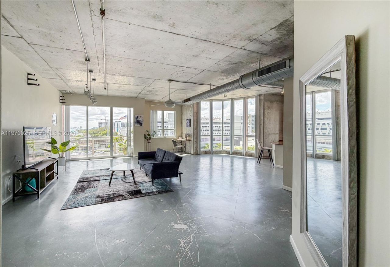 2001 Biscayne Blvd, Unit 2612, Miami, FL 33137 Photo