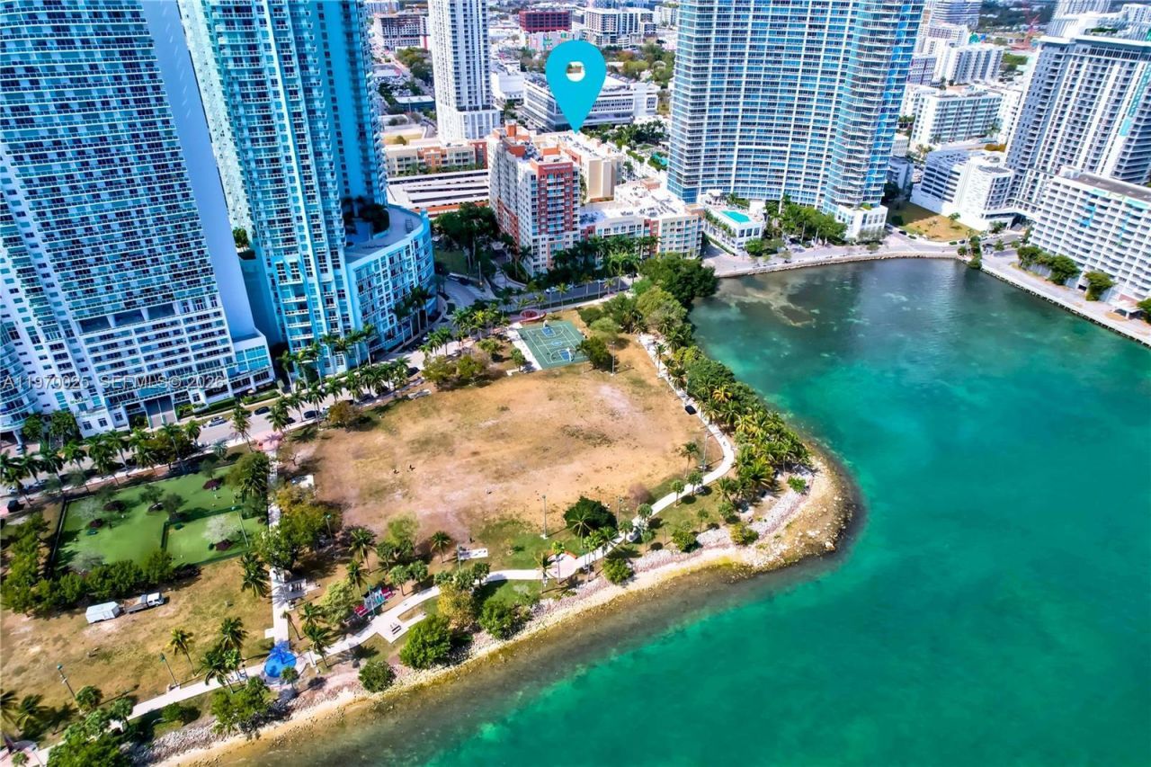 2001 Biscayne Blvd, Unit 2612, Miami, FL 33137 Photo