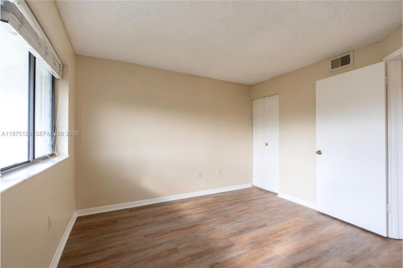 2445 SW 18th Ter , Unit 123, Fort Lauderdale, FL 33315 Photo