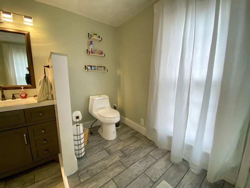 20 E High Street , Jeffersonville, OH 43128 Photo 23