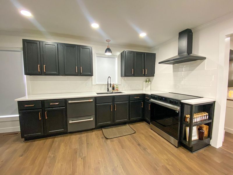 20 E High Street , Jeffersonville, OH 43128 Photo 8