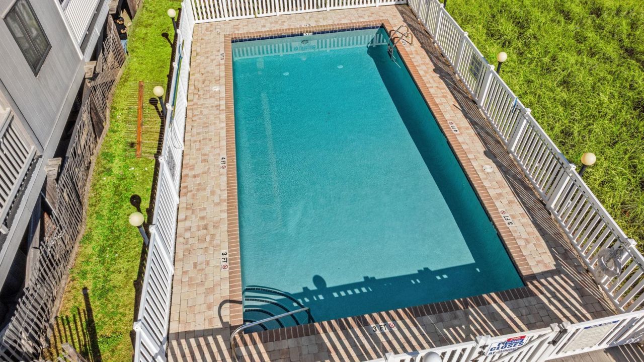 613 Ocean Blvd. S Photo 34