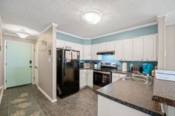 613 Ocean Blvd. S photo 4