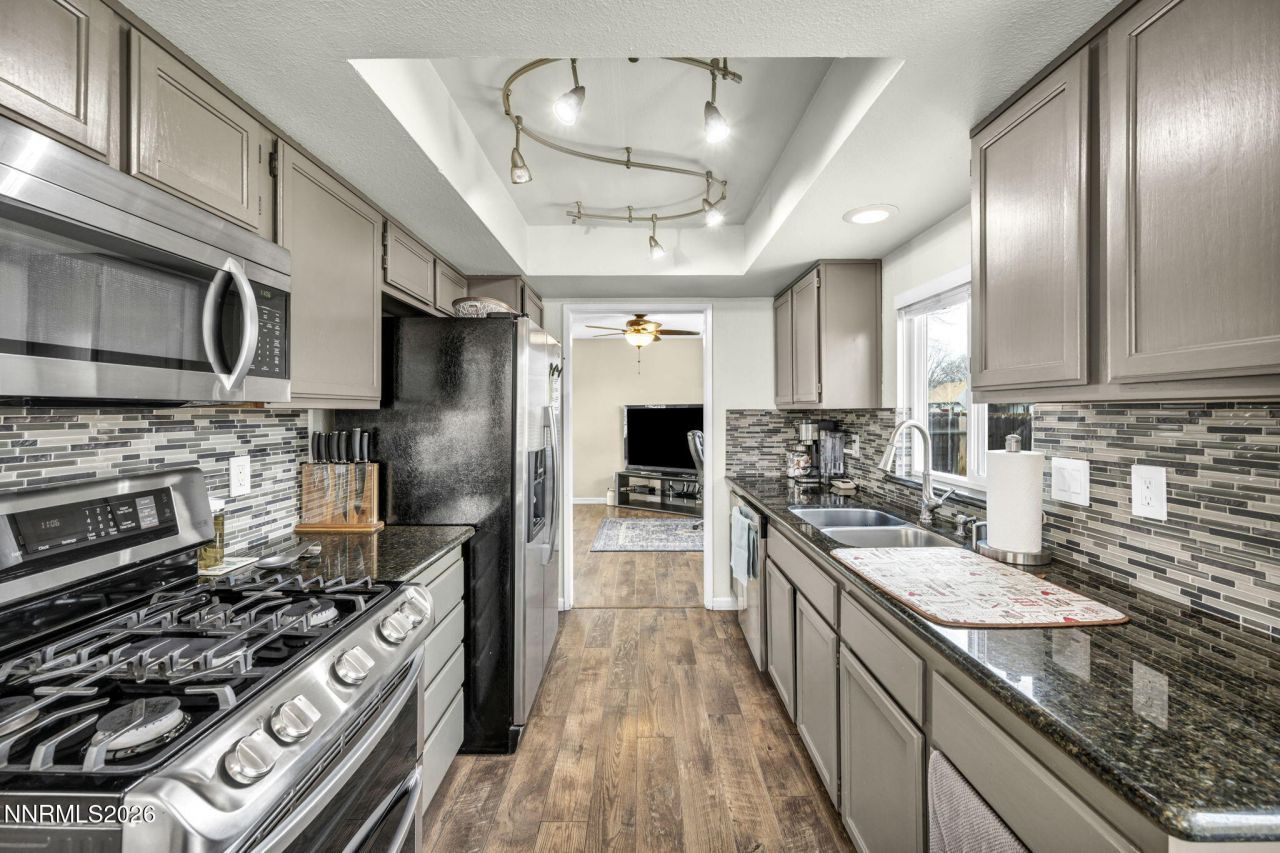 2140 Burnside Drive, Sparks, NV 89434 Photo