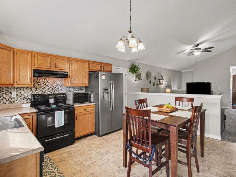 7652 Falls Creek Way, Burlington, KY 41005 Photo 9