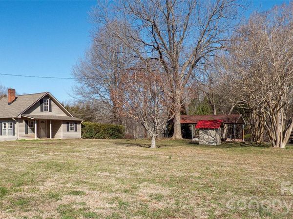 3920 Saint Peters Church Road , Salisbury, NC 28146