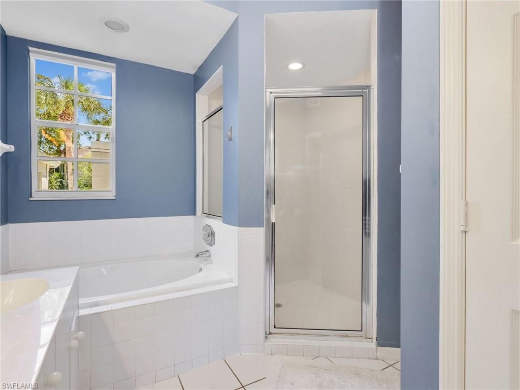 25220 Pelican Creek Cir, Unit 102, Bonita Springs, FL 34134 Photo