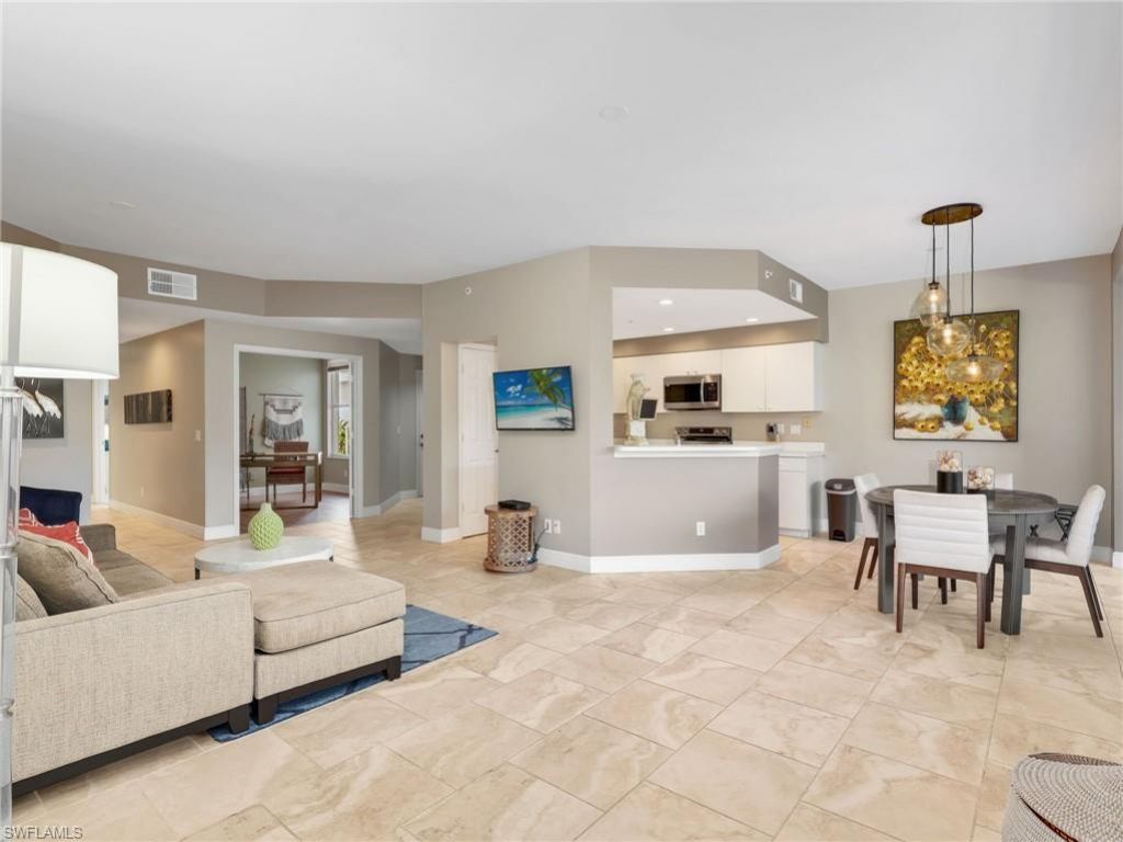 25220 Pelican Creek Cir, Unit 102, Bonita Springs, FL 34134 Photo