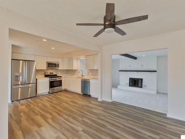 5041 S 93rd Street, Omaha, NE 68127