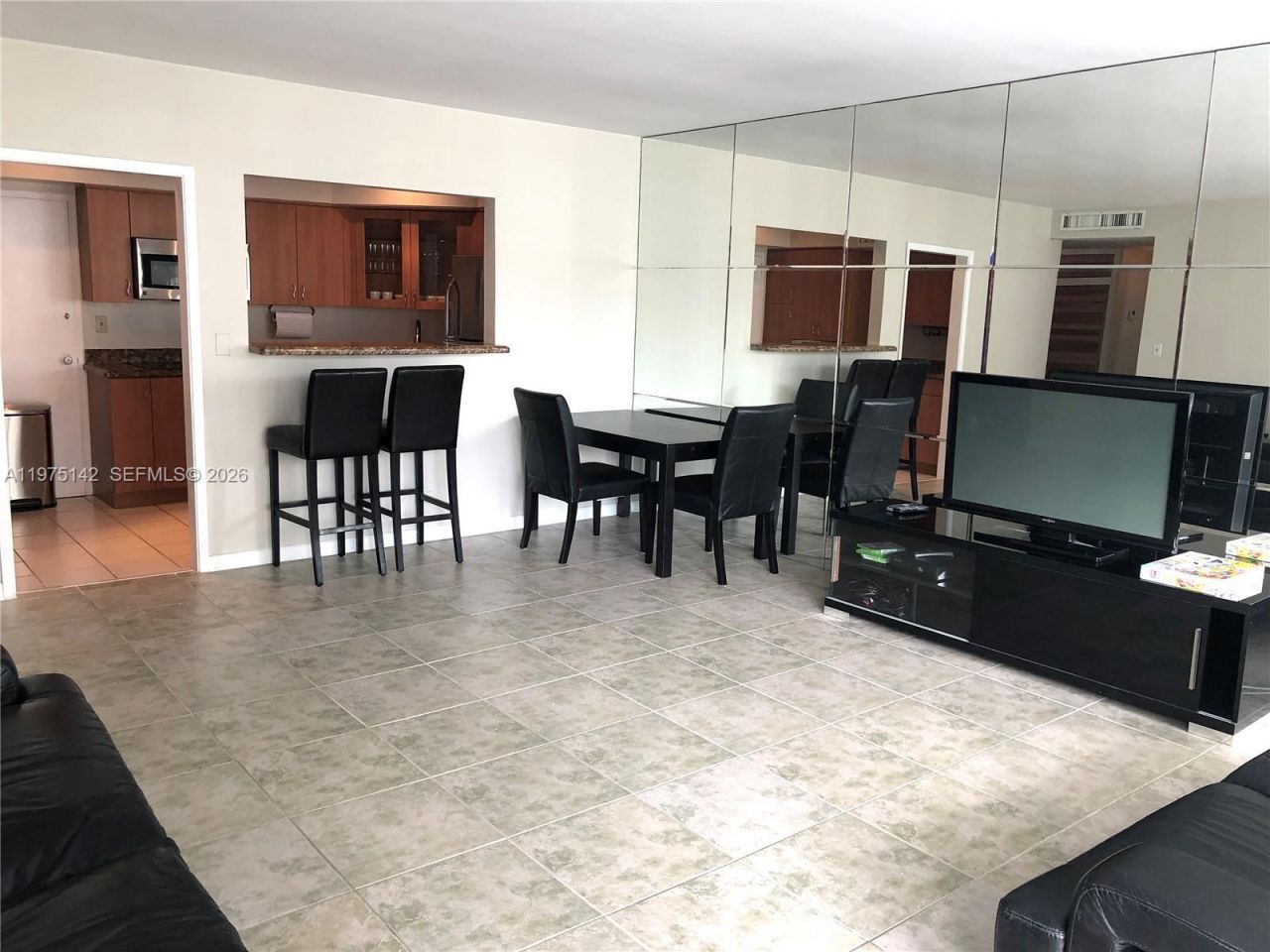 1408 Brickell Bay Dr , Unit 404, Miami, FL 33131 Photo