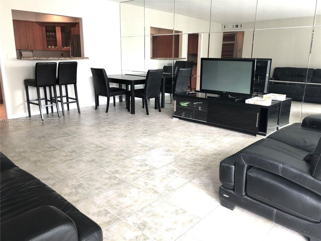 1408 Brickell Bay Dr , Unit 404, Miami, FL 33131 Photo