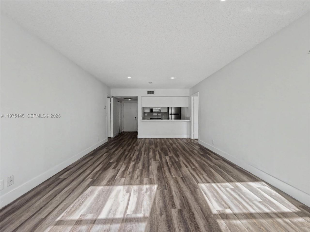 8120 Geneva Ct, Unit 453, Doral, FL 33166 Photo