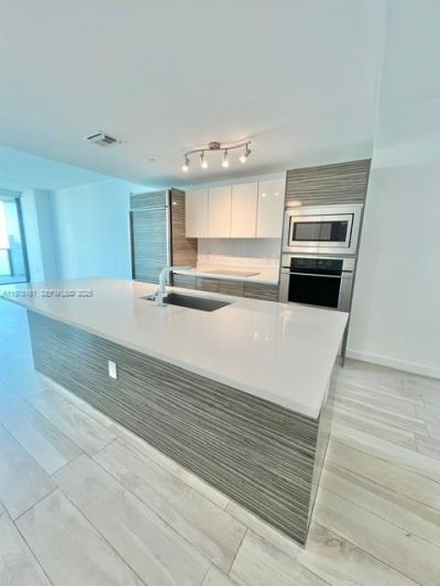 460 NE 28 St, Unit 3203, Miami, FL 33137 Photo