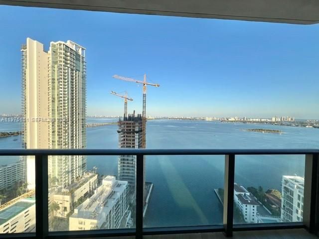 460 NE 28 St, Unit 3203, Miami, FL 33137 Photo