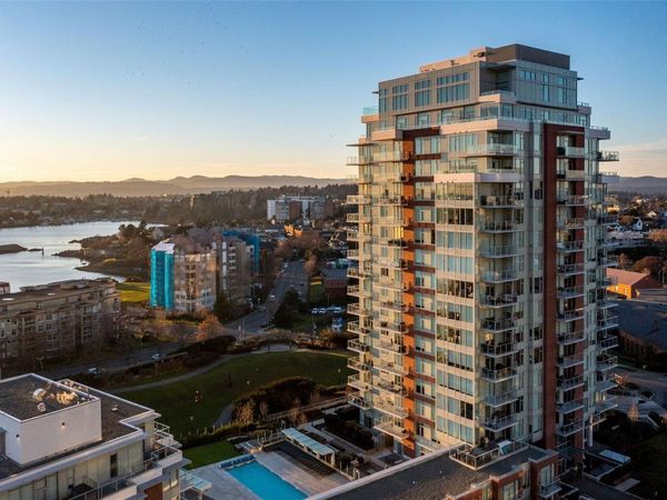 60 Saghalie Rd , Unit 705, Victoria, BC V9A 0H1