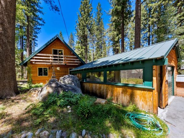 1832 Nez Perce Drive, South Lake Tahoe, CA 96150