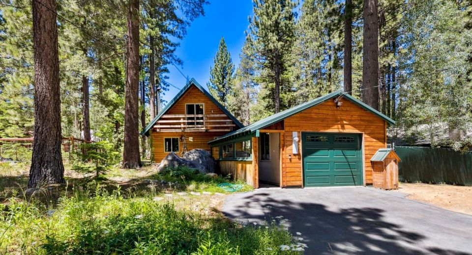 1832 Nez Perce Drive, South Lake Tahoe, CA 96150 Photo