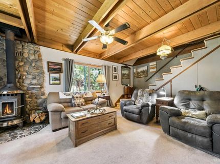 1832 Nez Perce Drive, South Lake Tahoe, CA 96150 Photo