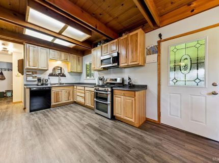 1832 Nez Perce Drive, South Lake Tahoe, CA 96150 Photo