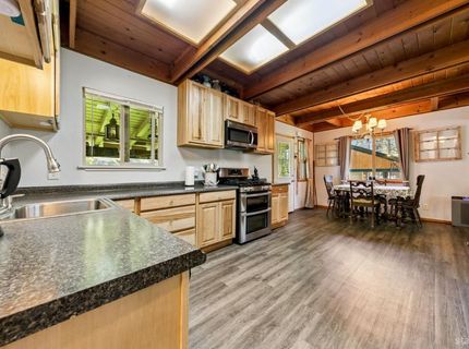 1832 Nez Perce Drive, South Lake Tahoe, CA 96150 Photo