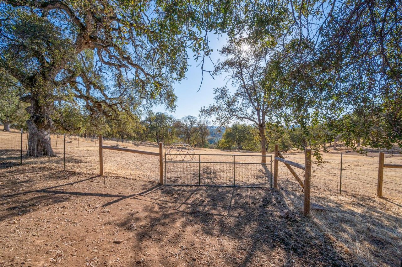 5892 Mckinley Dr, Garden Valley, CA 95633 Photo