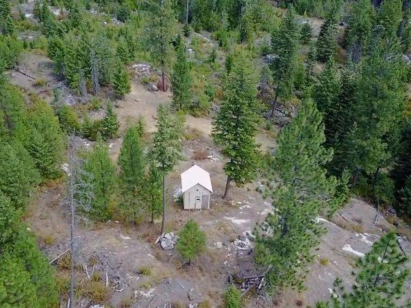 432 Quartz Rd, Newport, WA 99156