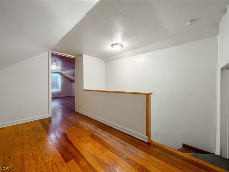 1887 Lawnway Road , South Euclid, OH 44121 Photo 20