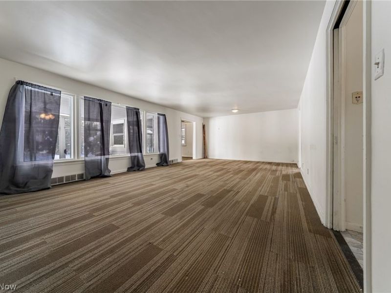 4602 College Road , South Euclid, OH 44121 Photo 3