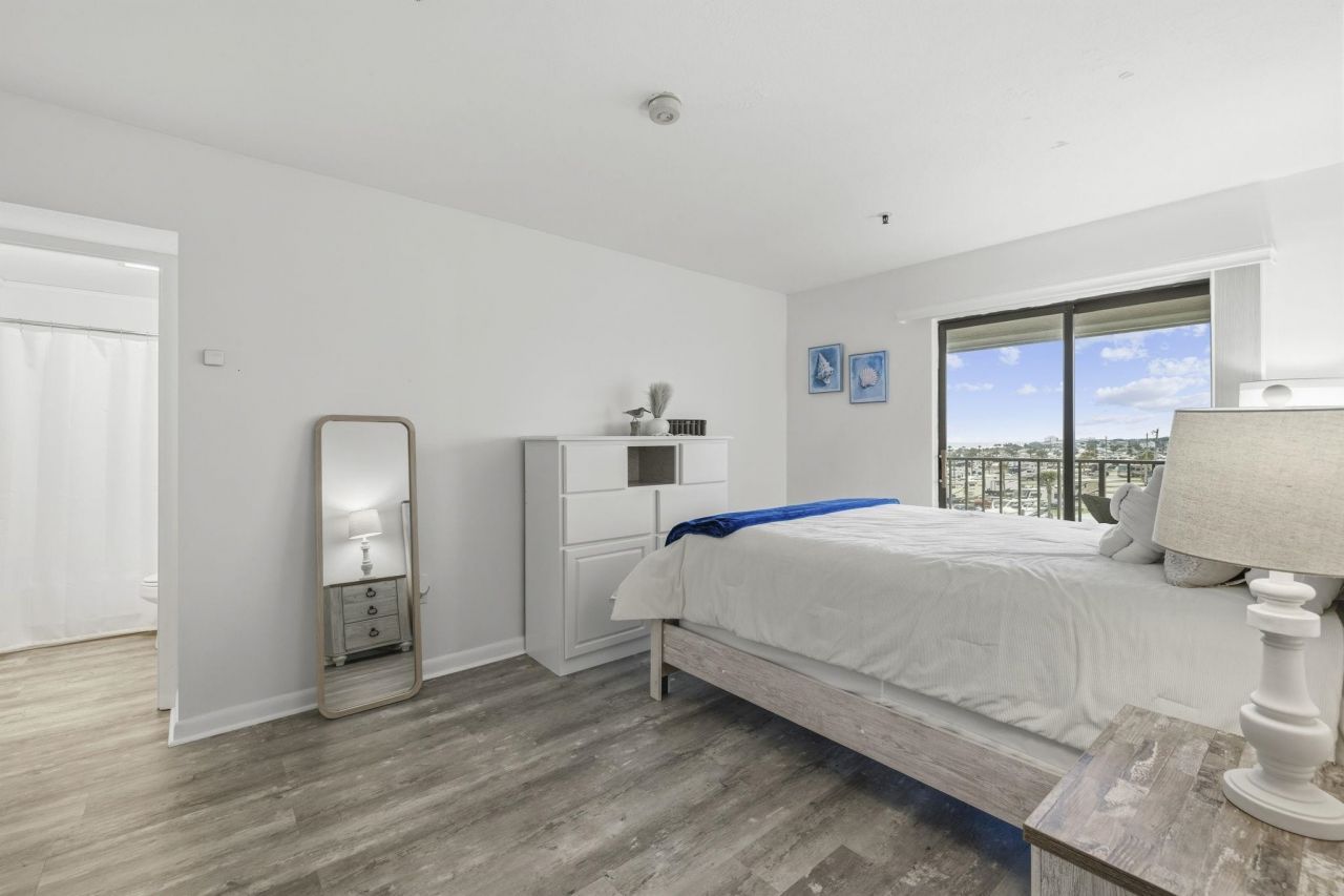 5905 S Kings Hwy.  Photo 10