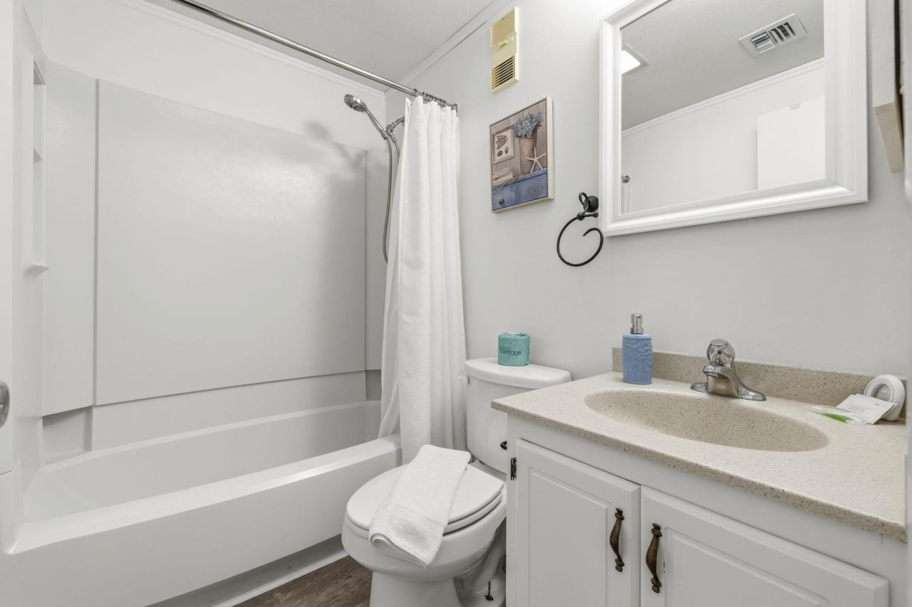 5905 S Kings Hwy.  Photo 13